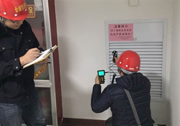 防排煙及通風(fēng)消防檢測(cè)工作現(xiàn)場(chǎng)